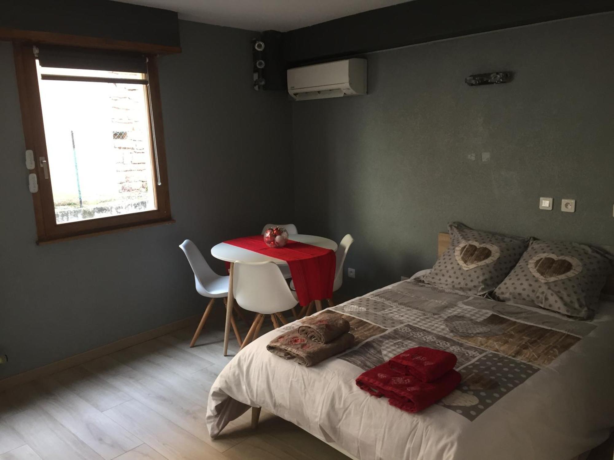 Grande Chambre Climatisee 1 A 4 Couchages Wasselonne Buitenkant foto